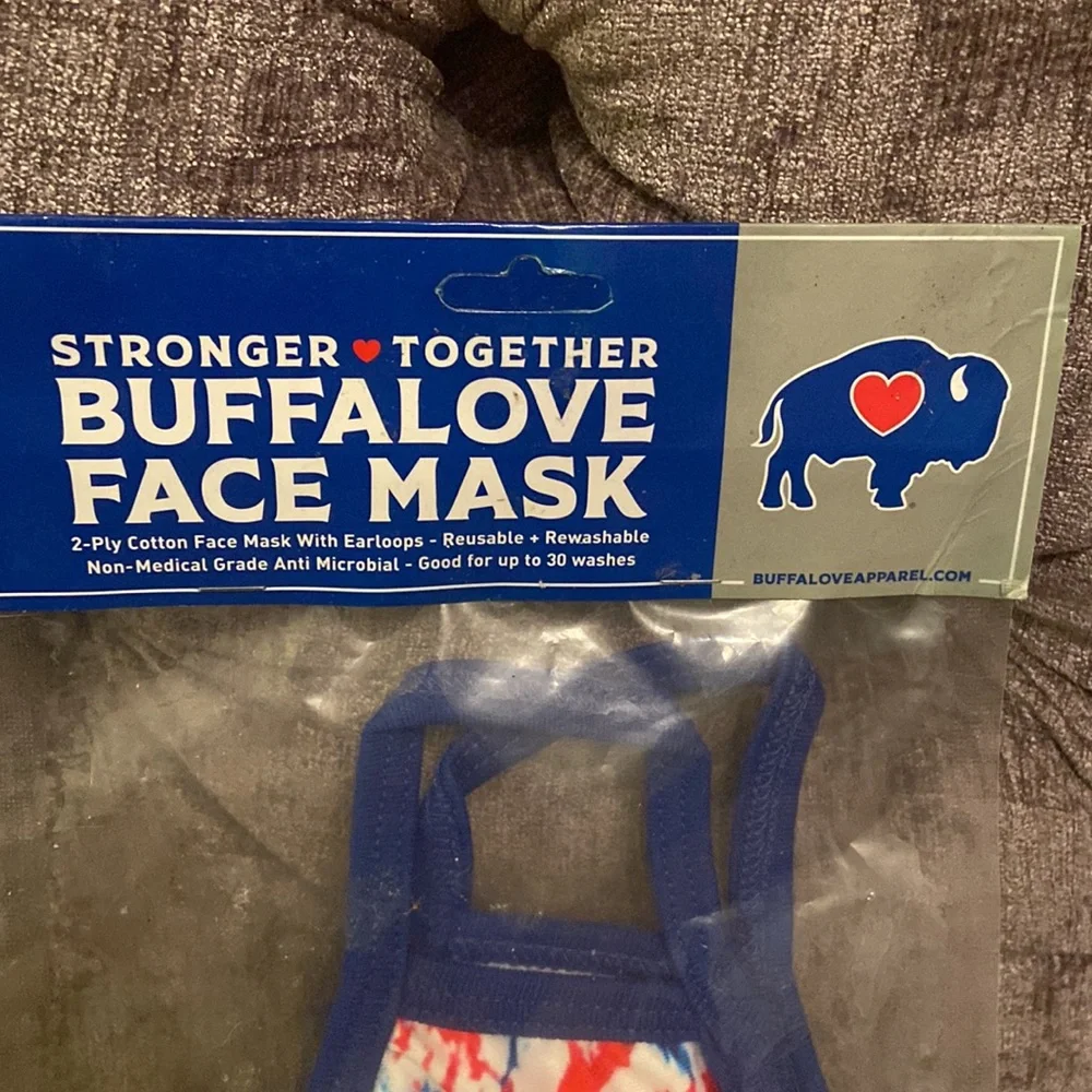 New Buffalo love mask